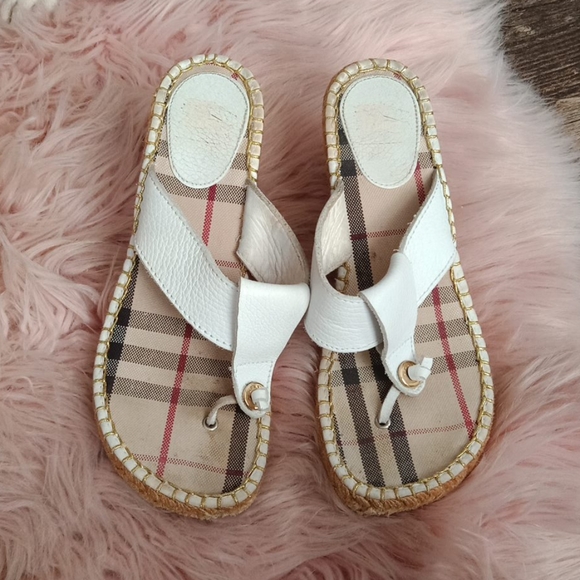 Burberry wedge sandals - Picture 12 of 12